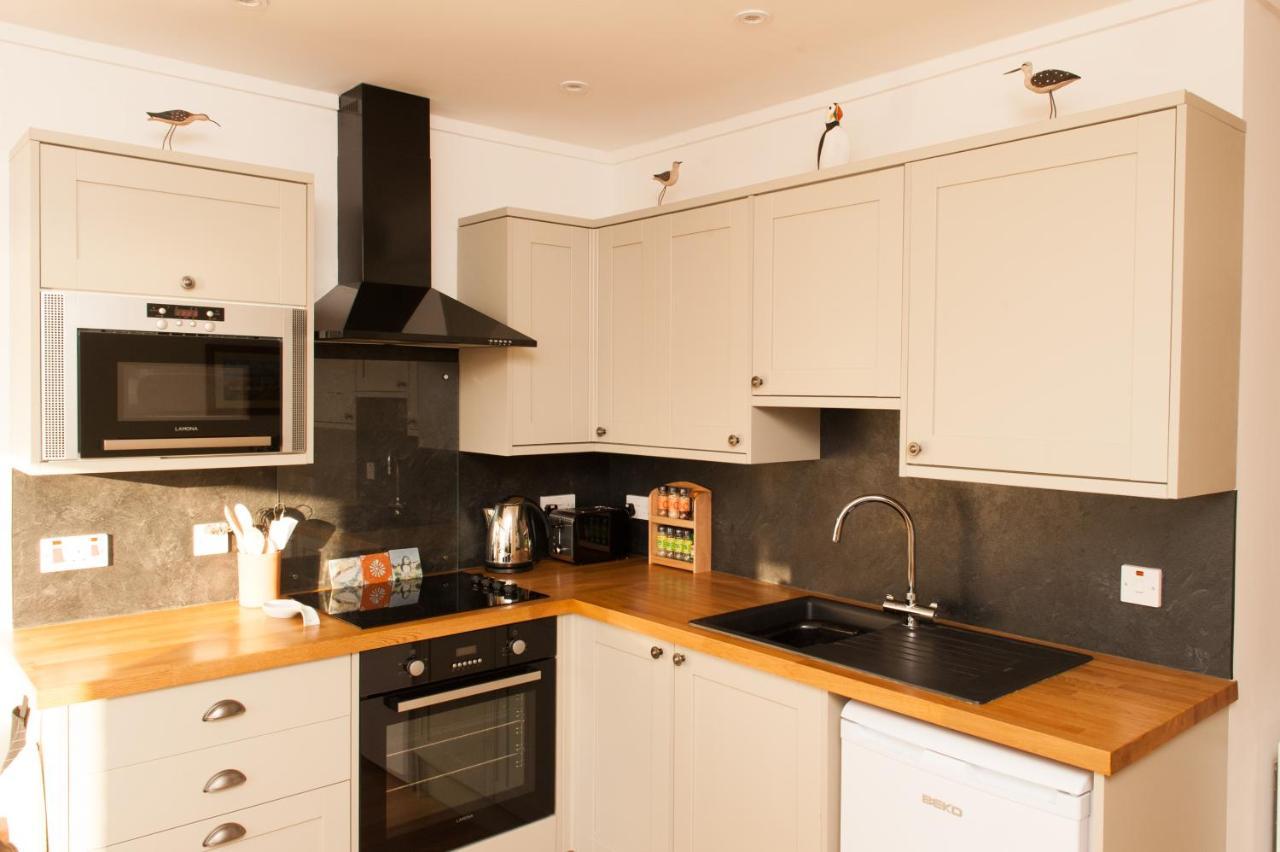 An Cala Beag Self Catering Apartment On The Waternish Peninsula Hallin Eksteriør bilde