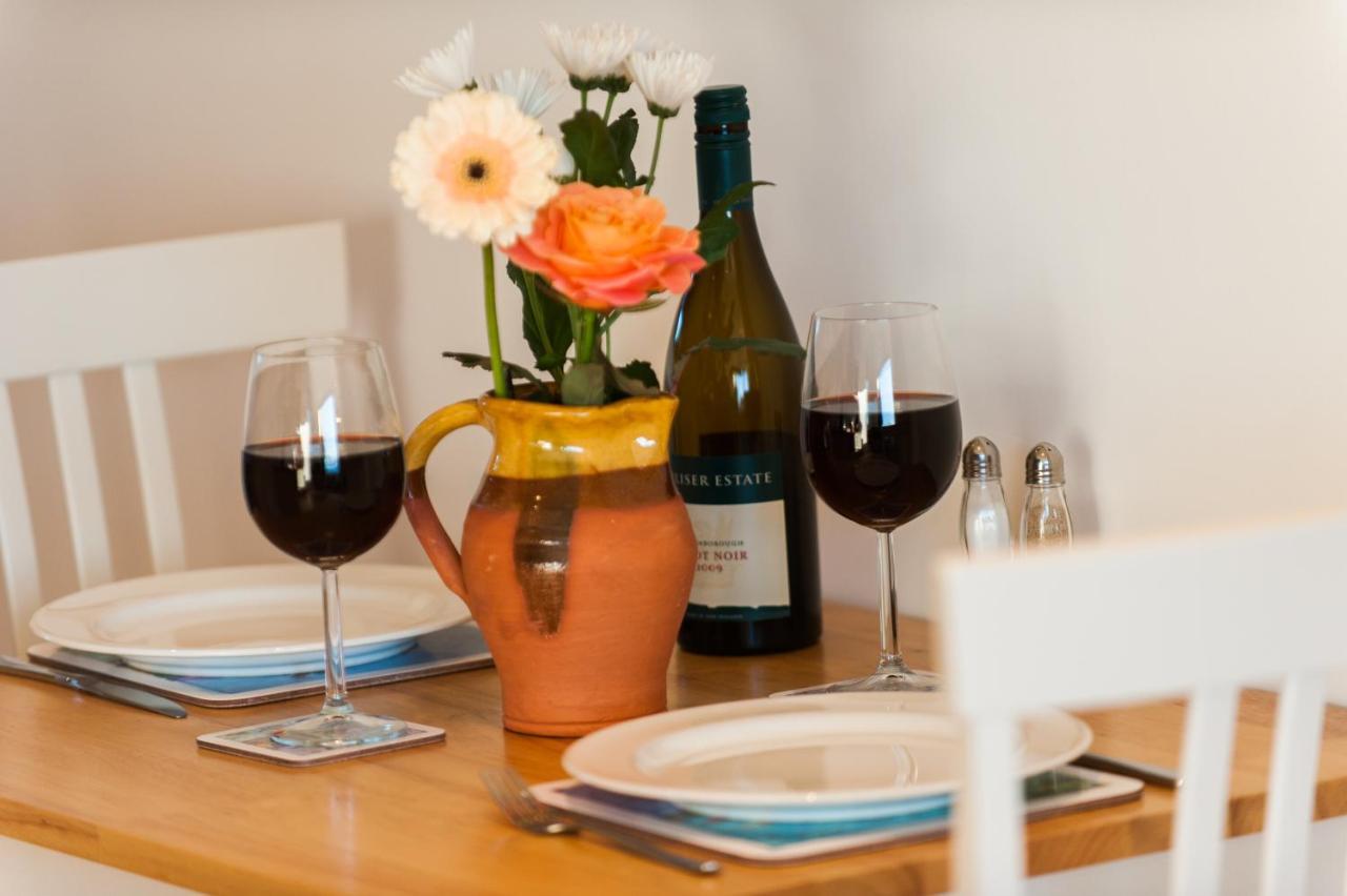 An Cala Beag Self Catering Apartment On The Waternish Peninsula Hallin Eksteriør bilde