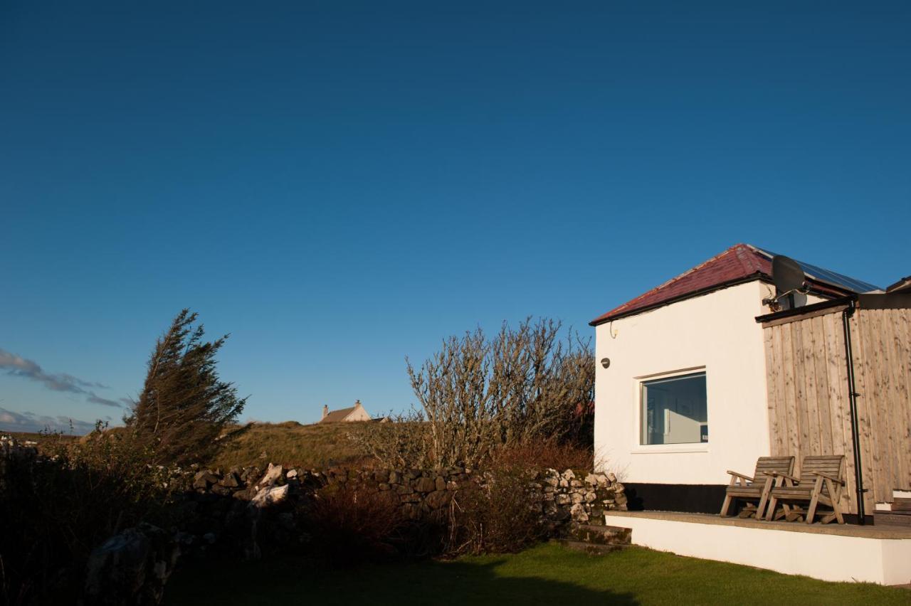 An Cala Beag Self Catering Apartment On The Waternish Peninsula Hallin Eksteriør bilde
